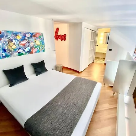 Sky Loft דירה *